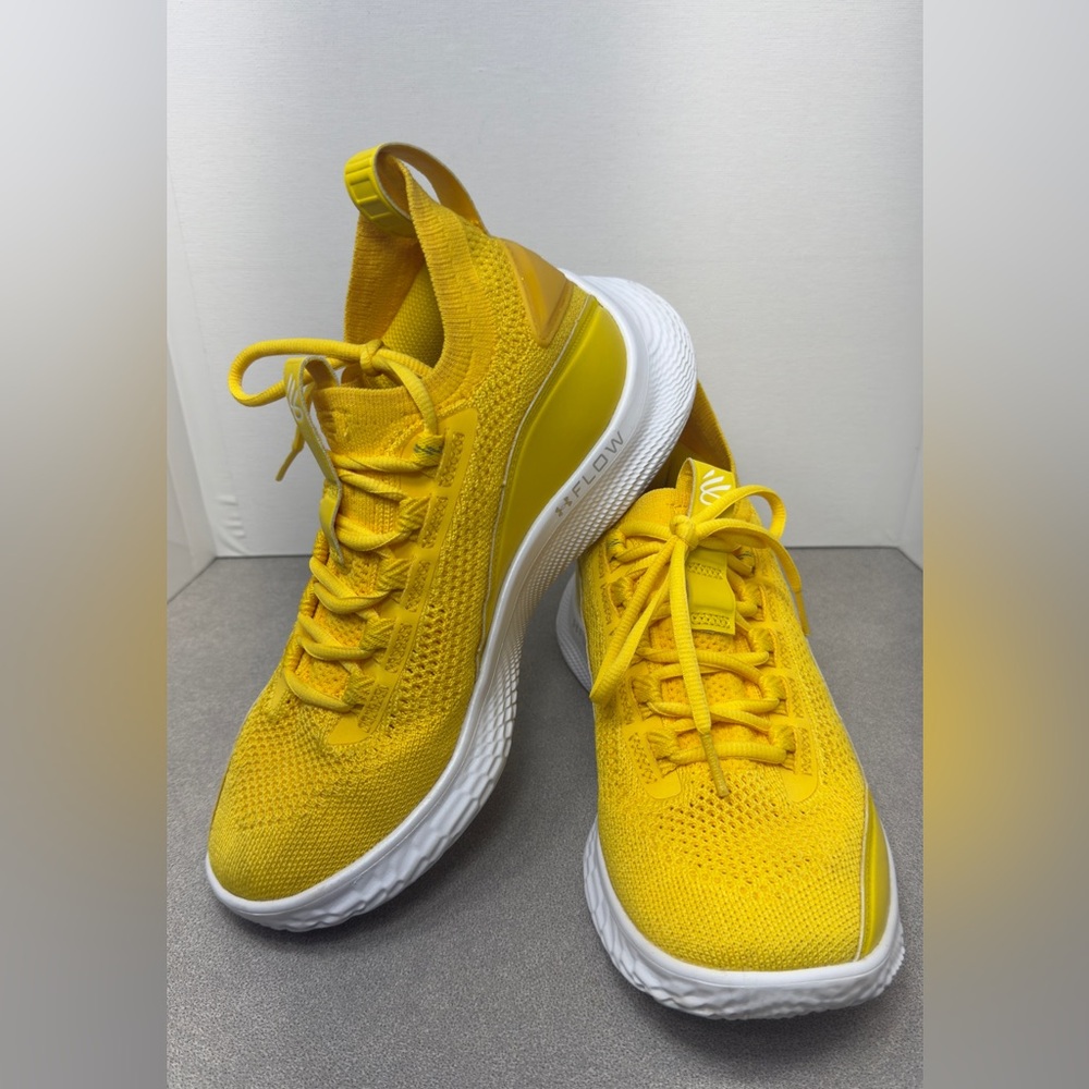 Men's Under Armour Curry Flow Yellow Sneakers Basketball 3023085-701 Mens 7.5